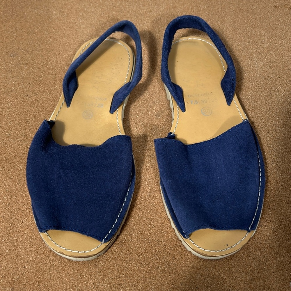 Avarcas Style Marypaz Sling back Suede leather navy sandals size 38- US 7.5